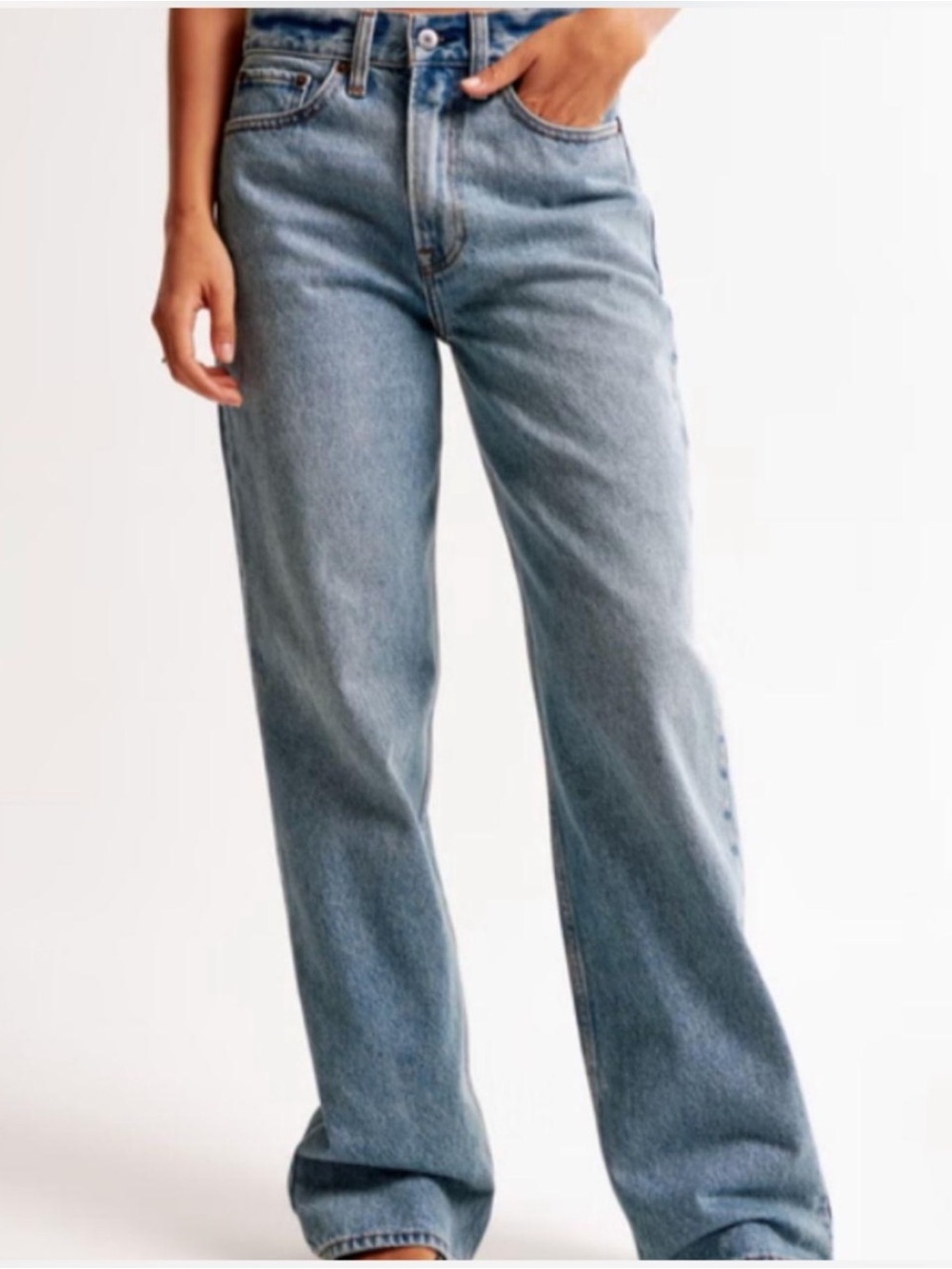 Abercrombie & Fitch Light Wash The Slouchy Jean Mid Rise Curve Love 29